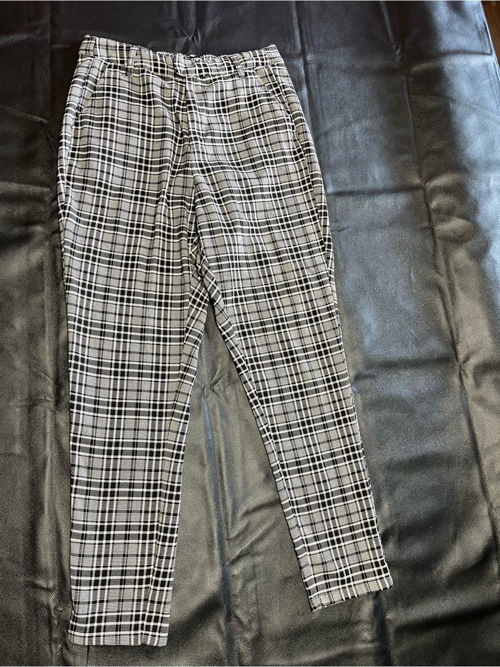 Hot Topic Black & White Plaid Trousers